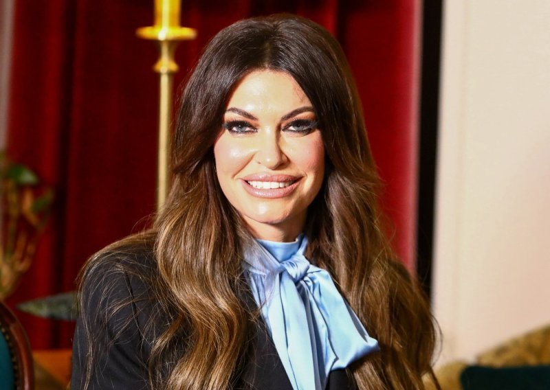 Tulumari do zore i kroji sudbine: Tko je Kimberly Guilfoyle, Trumpova 'čelična lady' koja je osvojila Grčku?