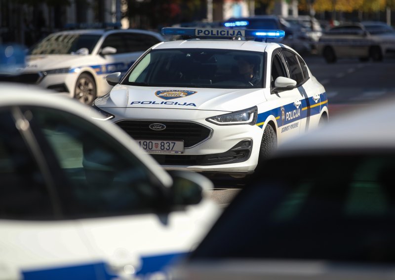 Jedna osoba poginula u teškoj prometnoj nesreći u Istri, dijete teško ozlijeđeno