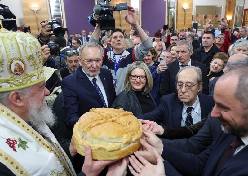 Pravoslavni Božić: Turudić i Božinović na domjenku SNV-a, evo tko je osvojio sretni novčić