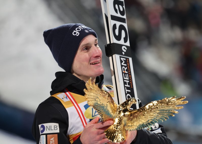 Evo koliko je Domen Prevc zaradio osvajanjem Četiri skakonice