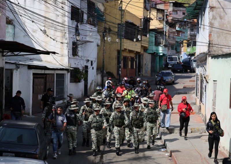 U američkom napadu na Venezuelu poginula najmanje 24 vojnika, proglašena nacionalna žalost