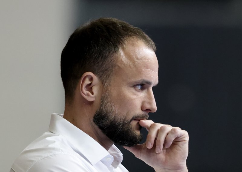 Novi šok za Slovence, izbornik u nevjerici: 'Nemam riječi'