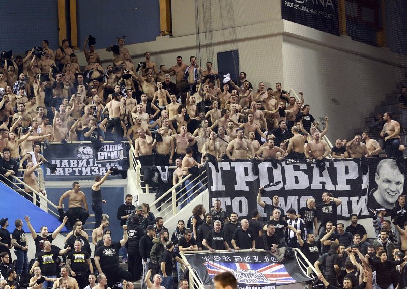 Bijes u Srbiji: 'Jesu li ovi igrači normalni?!'