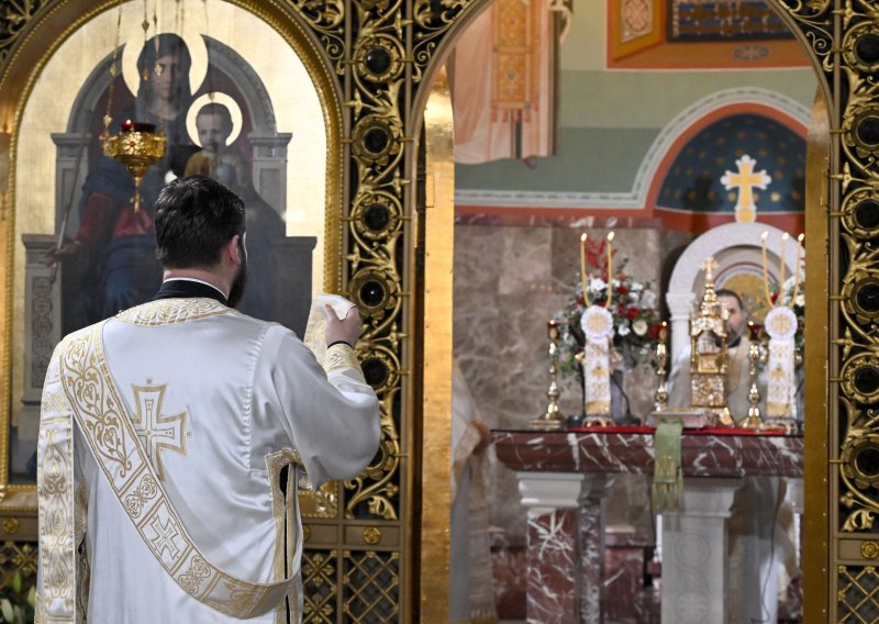 Srbija u poslanici za pravoslavni Božić u Splitu: 'Kosovo je raspeto'