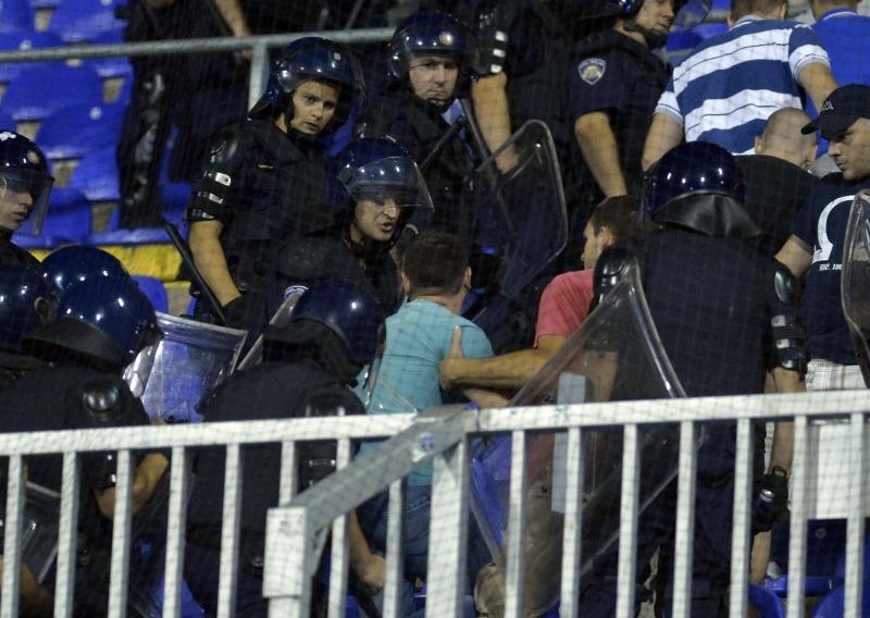 Zbog 'Mamiću, cigane' ispražnjena tribina, što će reći UEFA?