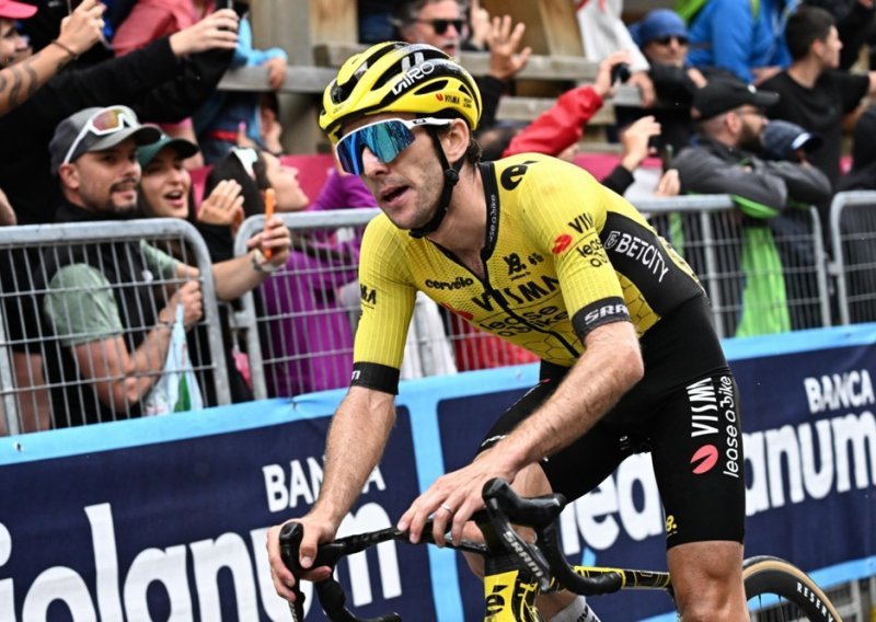 U svibnju je osvojio Giro d'Italia, a sad je sve iznenadio objavom da odlazi u mirovinu