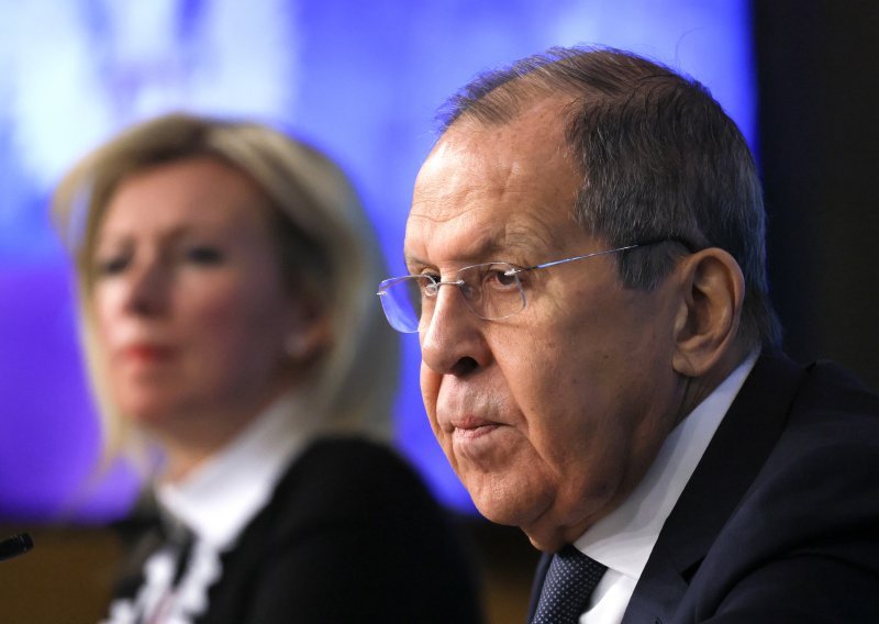 Rusija prvi put reagirala na sastanak u Parizu: Za nas će to biti legitimna meta