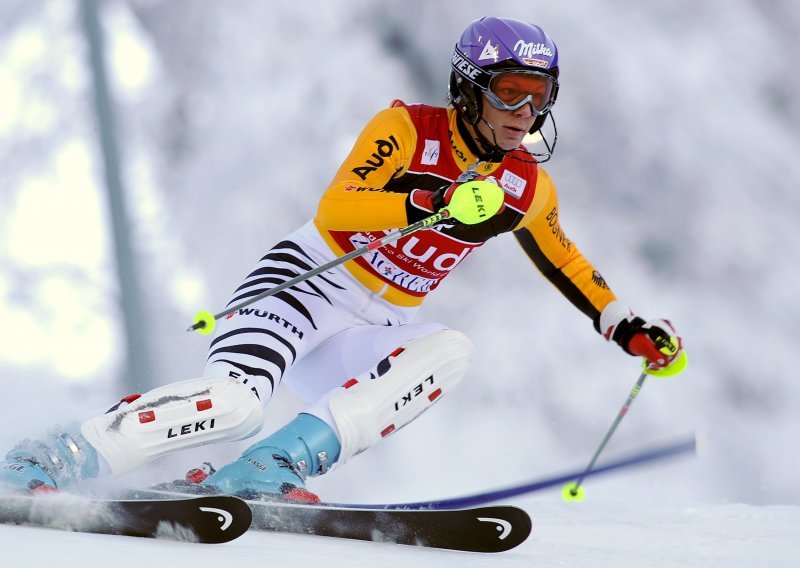 Ani 12 bodova, slalomski globus Mariji Riesch