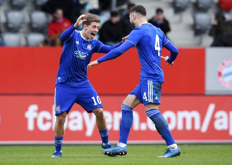 Bio je Dinamov dragulj, Modri ga nisu htjeli prodati u Serie A, a sad je ostao bez kluba