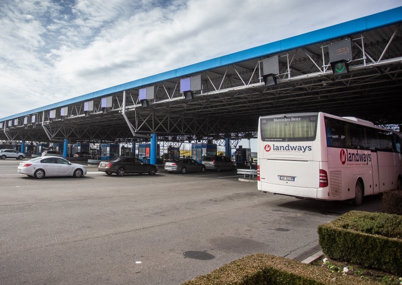 Policija češljala autobuse na granici: Naplaćeno više od 100.000 eura kazni