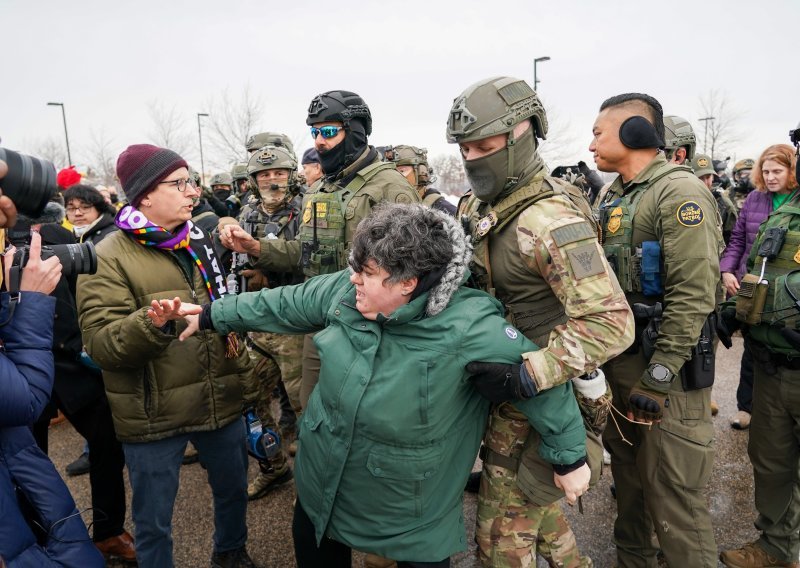 Sve glasniji prosvjedi zbog ubojstva žene u Minneapolisu, FBI donio kontroverznu odluku