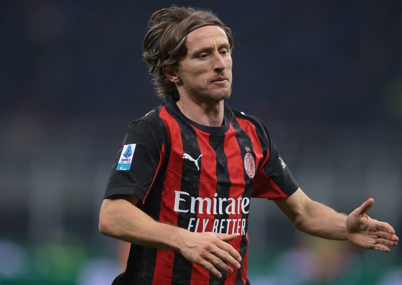 Neviđena utakmica na San Siru: Modrić i Milan protiv autsajdera izjednačili u 93., gosti promašili penal u 99. minuti