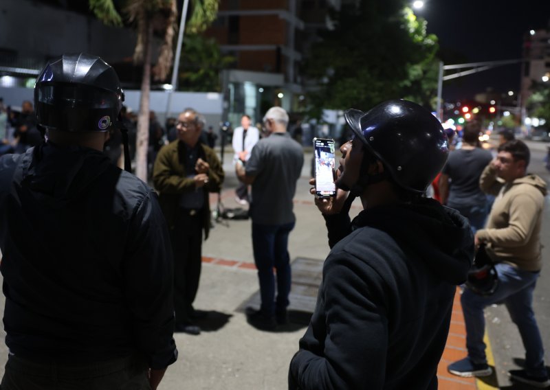 Prvi politički zatvorenici izlaze iz zloglasnog venecuelskog El Helicoidea