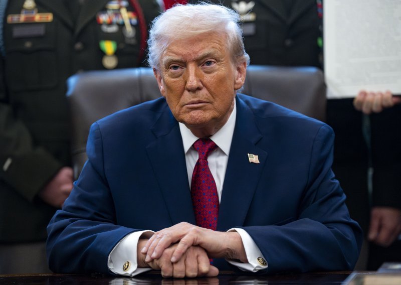 Trump: 'Mogli bismo uskoro birati - ili Grenland ili NATO, evo što me jedino može zaustaviti'