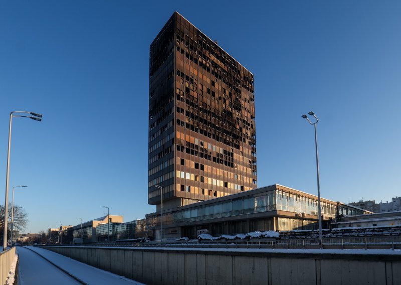 Odgođeno potpisivanje ugovora za projektiranje i rušenje Vjesnikove zgrade