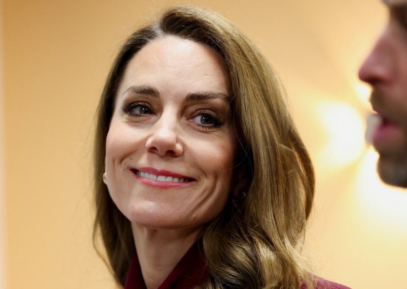 Kate Midleton na svoj 44. rođendan emotivnim videom prekinula tradiciju