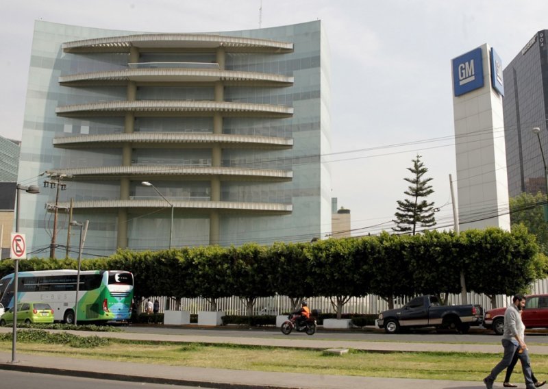 Američki automobilski gigant otpisuje šest milijardi dolara, smanjuje proizvodnju električnih vozila
