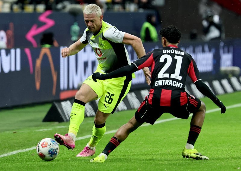 Pogledajte sve golove; Kovačeva Borussia dva puta vodila, ali se spašavala u sudačkoj nadoknadi