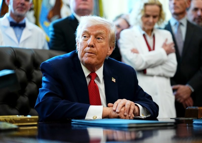 Trumpov prijedlog pogodio financijski sektor: Padaju cijene dionica