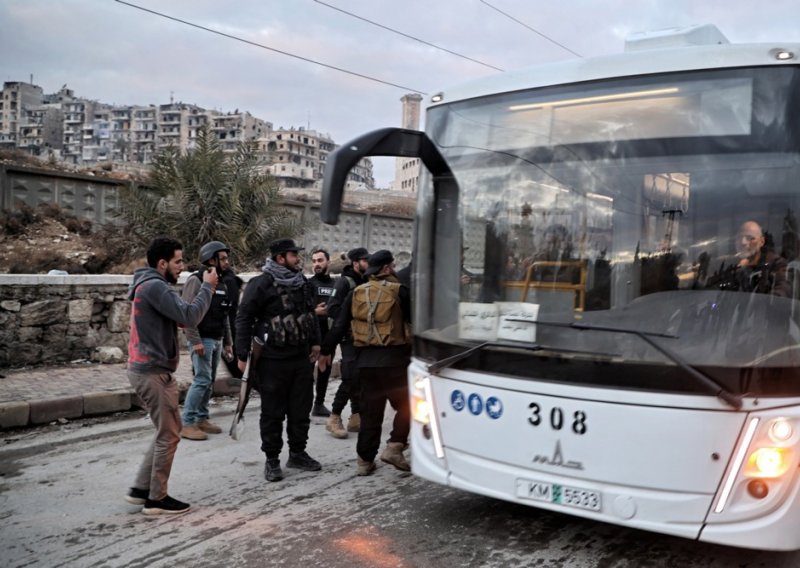 Posljednji kurdski borci napustili sirijski grad Alep nakon višednevnih sukoba