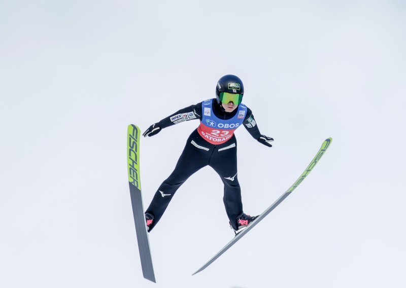 Legendarni Japanac s 53 godine radi nemoguće; oduševio je skokom