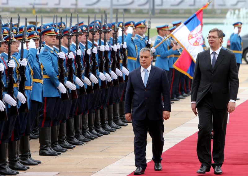 Kako je Trump jednim potezom šokirao Vučića i Orbana