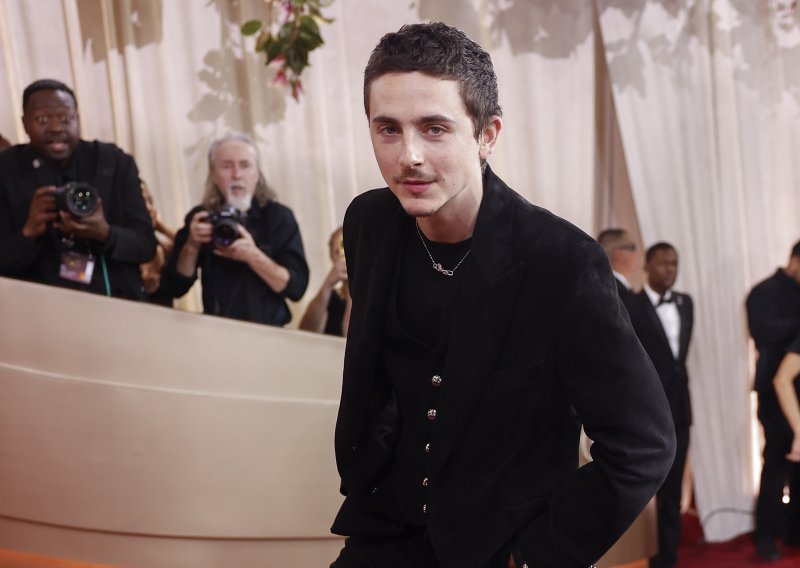 Zaradio je 2 milijarde dolara, a nikad nije glumio superjunaka: On je novi kralj Hollywooda