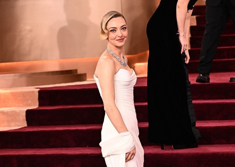 Nakon sporne izjave Amanda Seyfried suočava se s novim kritikama