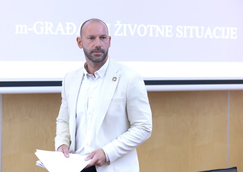 Preko 100 000 ljudi preuzelo mGrađani, cilj je da bude jedinstvena aplikacija za javne usluge