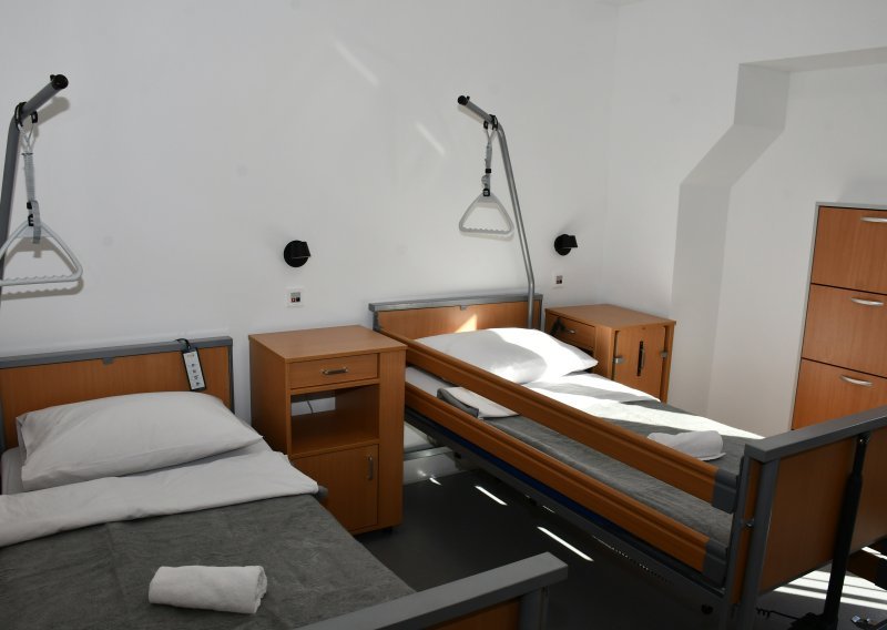 Domovi za starije objavili novi cjenik, iz županije tvrde: To nije poskupljenje