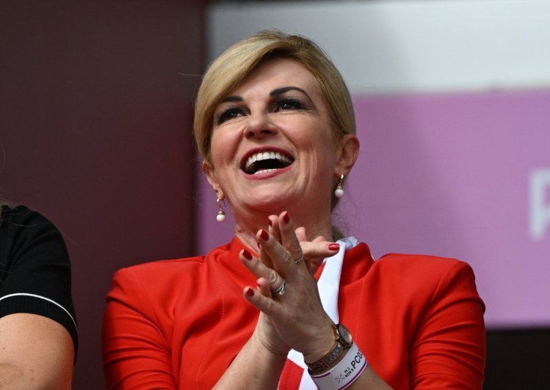 Potez Kolinde Grabar-Kitarović iznenadio javnost: Privatnim fotkama otkrila dio intime