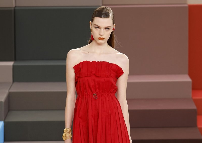 Novi modni klasik: Ovo će biti najtraženija haljina u proljeće