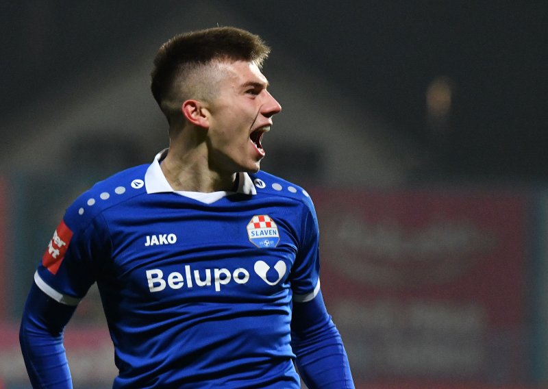 Odlazi li Adriano Jagušić već ove zime u njemački Werder?