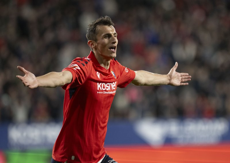 Ante Budimir od utorka za navijače kluba iz Pamplone ima status - legende