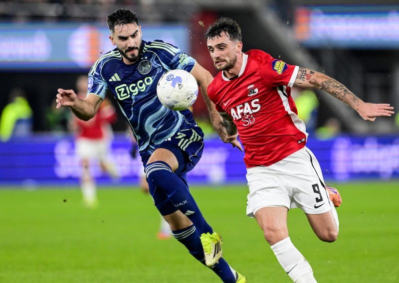 Povijesni debakl Ajaxa; PSV lako do četvrtfinala Kupa