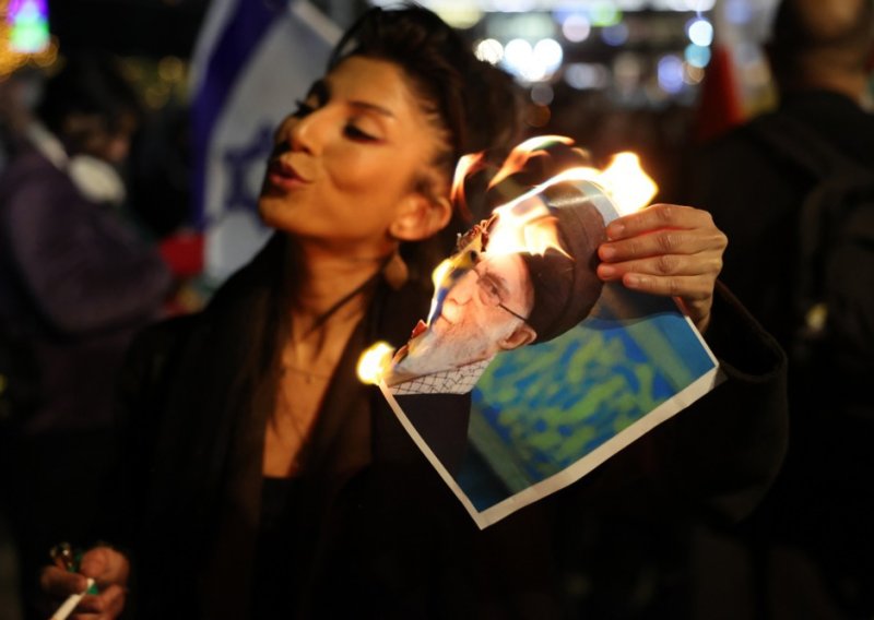 Trump prenosi 'pouzdani izvor': Prestaje ubijanje u Iranu, ne planiraju pogubljenja