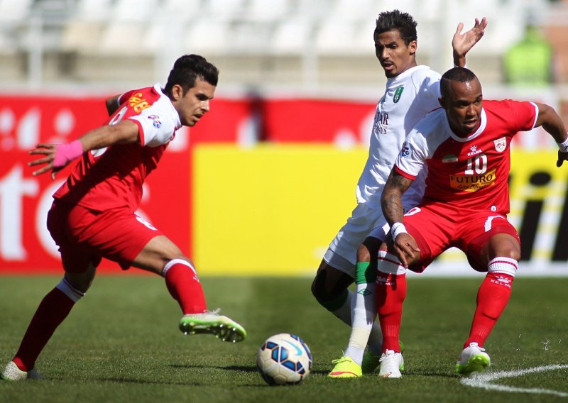 U protestima ubijen bivši nogometaš kluba u kojem su hrvatski treneri ostavili dubok trag