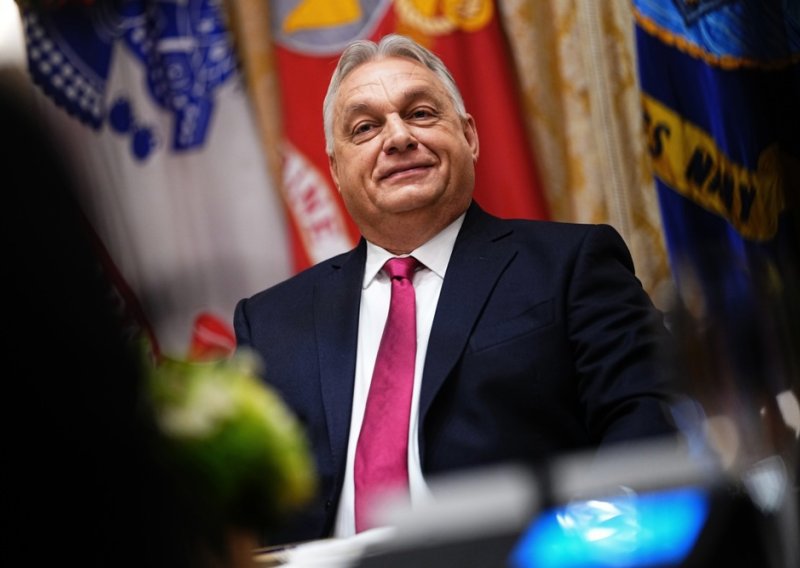Orban Bruxellesu bacio rukavicu: Žele uzeti novac od članica. Mi nećemo platiti