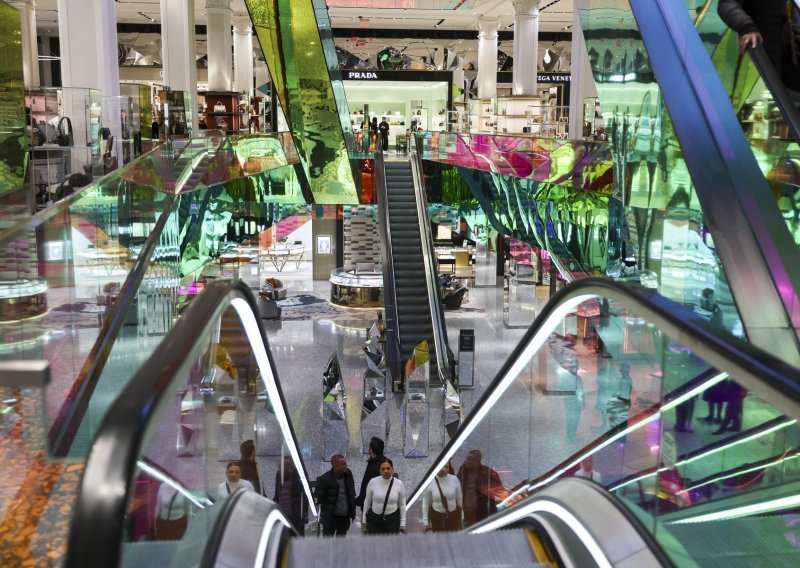 Stečaj lanca luksuznih robnih kuća otkrio milijunske dugove prema Chanelu, Gucciju...