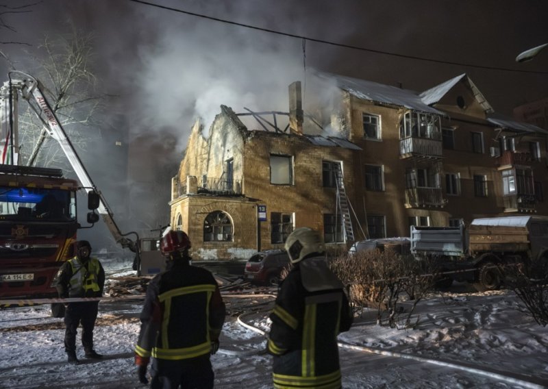 Rusi nastavljaju žestoke napade na liniji bojišnice u Ukrajini