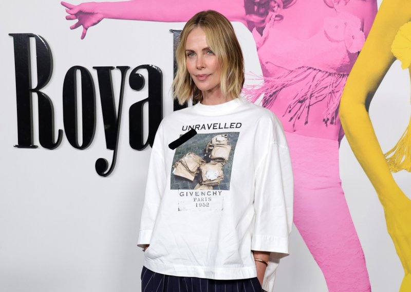 Dugo je nismo vidjeli, a onda je iznenadila casual izdanjem: Ove tenisice ne izlaze iz mode