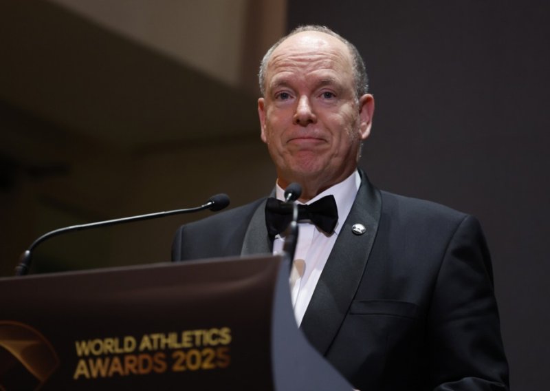 Zabrinuo je mnoge: Princ Albert povrgnut medicinskom zahvatu nakon pregleda