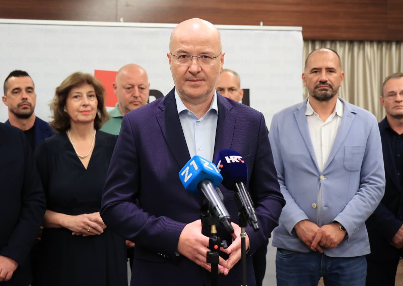 Radić otkrio zašto je prekinuo s Bujancem: ‘Od 13 sati, kad bi se probudio, zvao bi me neprekidno’