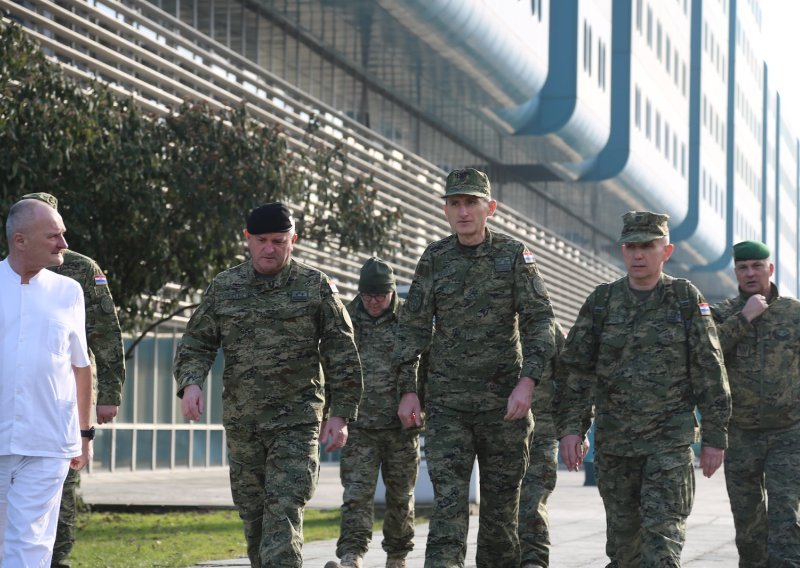 FOTO Krenuli zdravstveni pregledi kandidata za vojno osposobljavanje