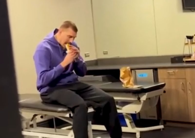 Pogledajte Jokićevu reakciju nakon što je probao hranu za koju je rekao da nikad neće probati