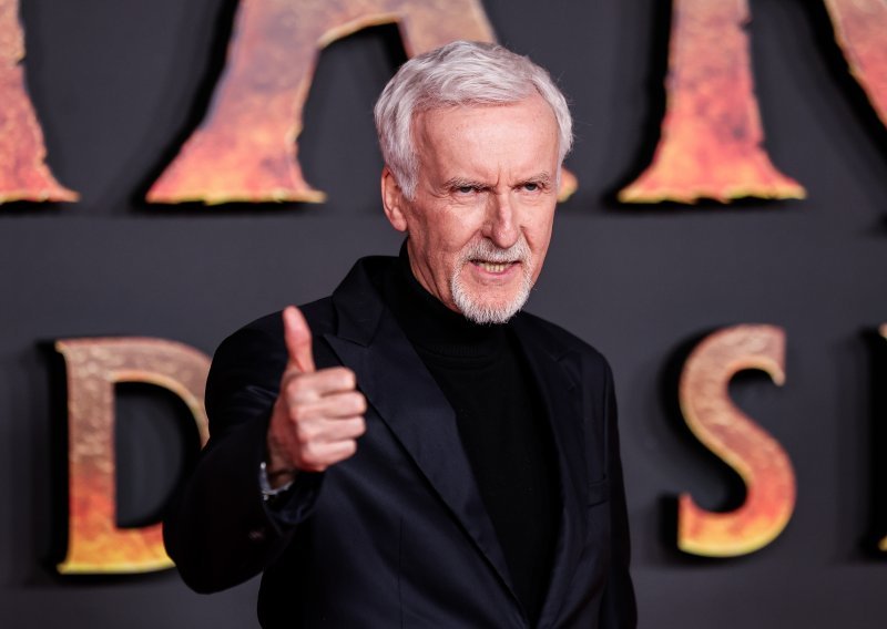 James Cameron umoran od rasprave o kraju 'Titanica': 'Ne pitajte me o prokletoj dasci!'