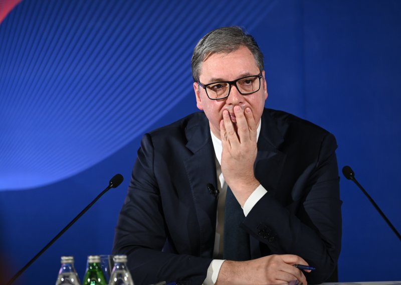 Vučić se oglasio nakon velikih pobjeda Srbije i uputio poruku Zvezdi i Partizanu: 'Apeliram…'