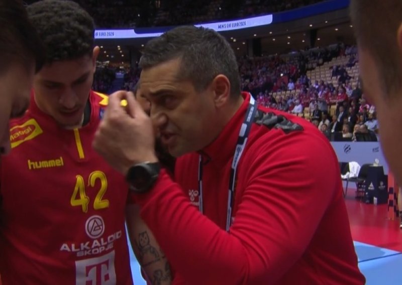 Pogledajte kako je Lazarov izgubio živce: 'Slušaj, dosta je!'