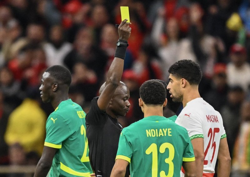 Nezapamćeni skandal u finalu Afričkog kupa nacija! Dosuđen penal za domaćina u 98. minuti, Senegalci napustili teren