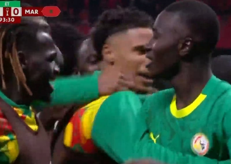 Senegal nakon neviđenog skandala osvojio Kup nacija briljantnim golom u produžetku. Pogledajte ga